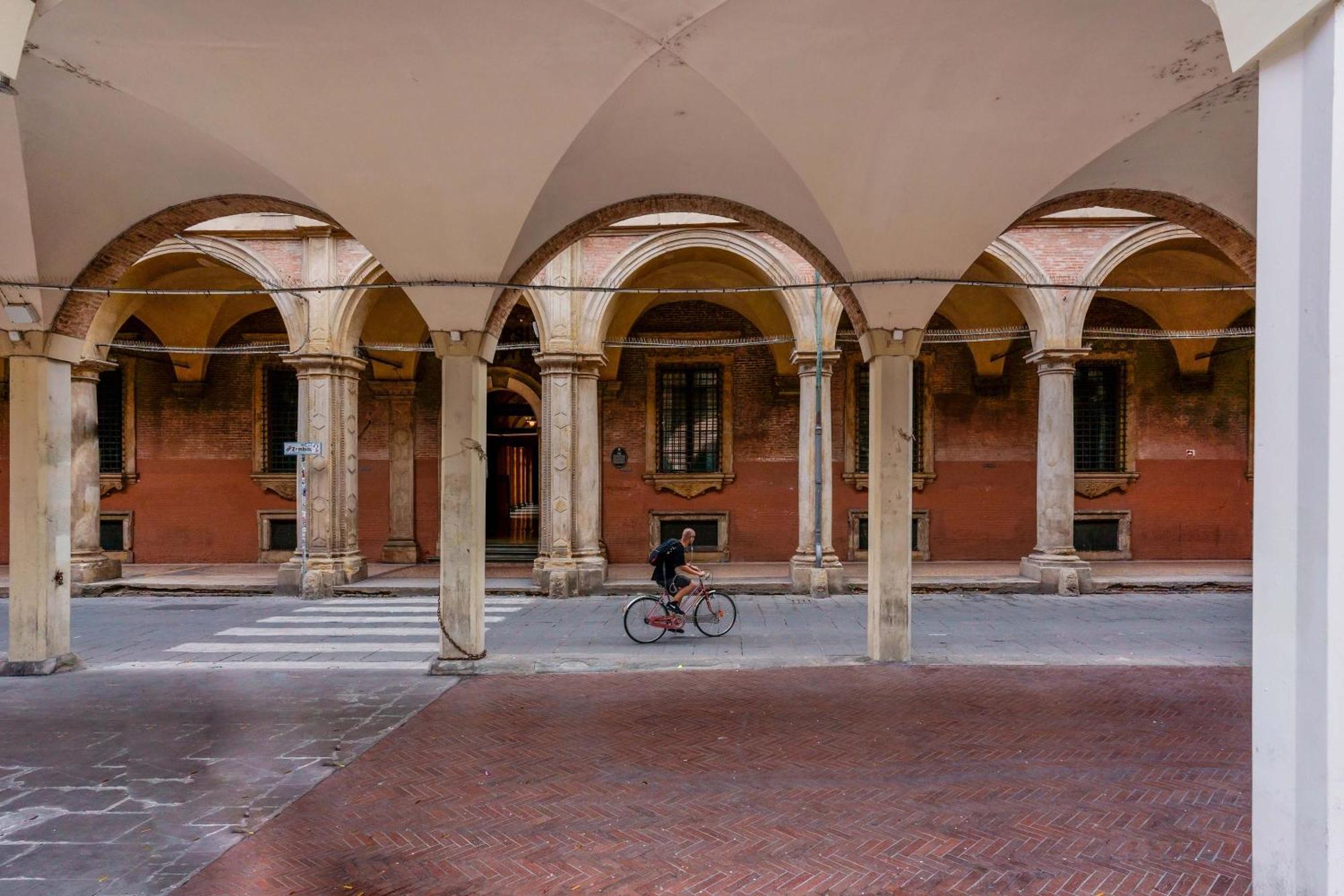 Zamboni 58 Apartment - Zona Movida Bologna Kültér fotó